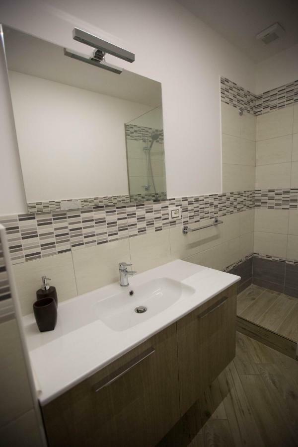 4 Rent Bed & Breakfast Albano Laziale Ngoại thất bức ảnh